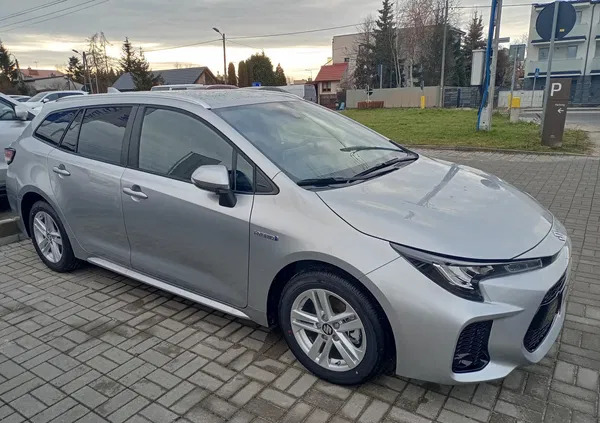 samochody osobowe Suzuki Swace cena 121900 przebieg: 5, rok produkcji 2023 z Kielce